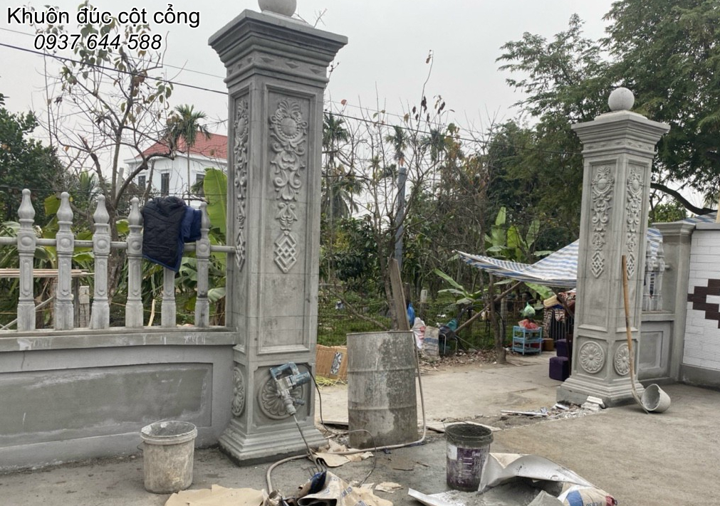 Khuôn đúc cột cổng vuông hoa dây