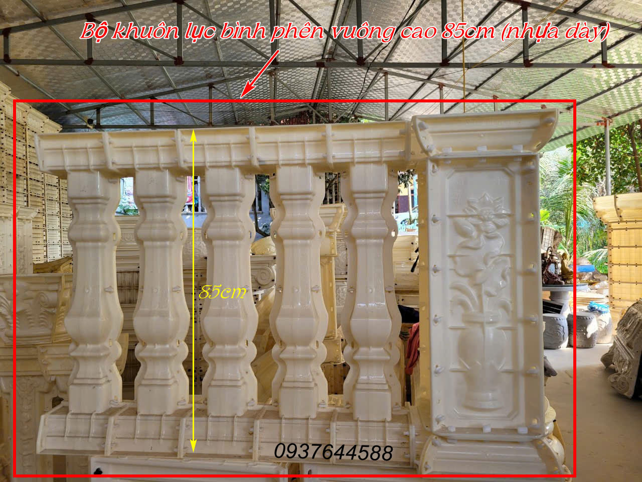 Khuôn lục bình phên vuông cao 85cm nhựa dày